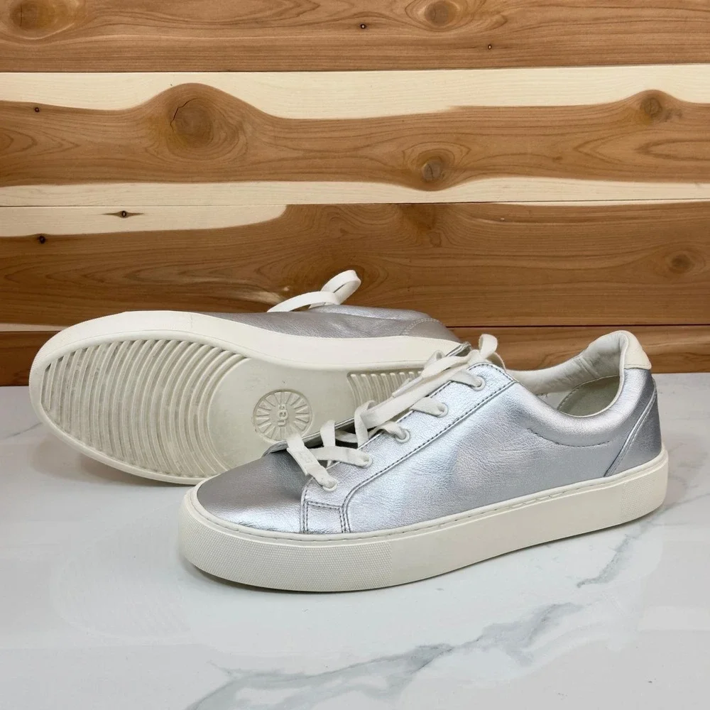 UGG Zilo Silver Metallic Leather Sneakers‎ Casual Comfort Shoes Women's Size 11
